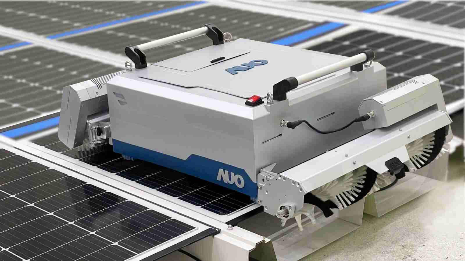 EBpay致力EPC场域技术升级，，导入清洁机器人搭配传感器与AI数据分析，，，大幅减少维运成本